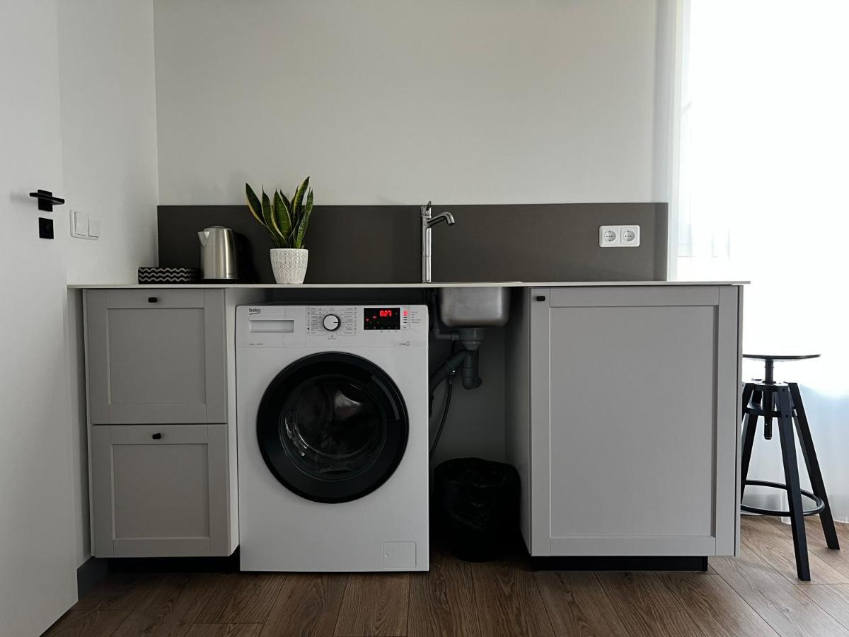 Tilzes Studio Apartaments, Self Check-In, Free Parking, Comfort Klaipėda Esterno foto