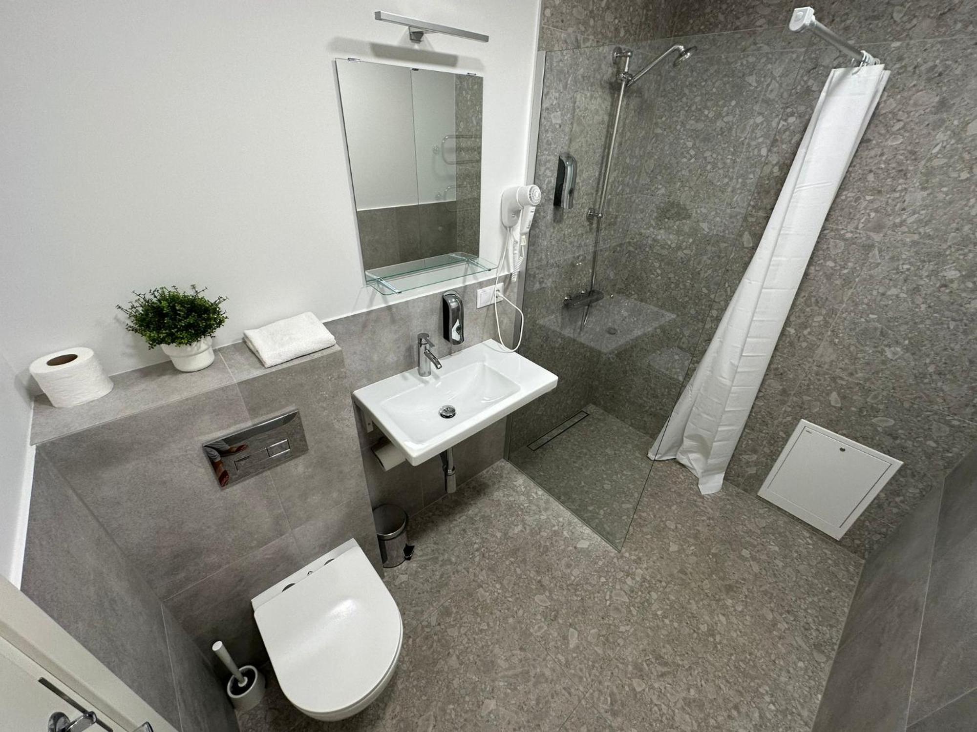 Tilzes Studio Apartaments, Self Check-In, Free Parking, Comfort Klaipėda Esterno foto